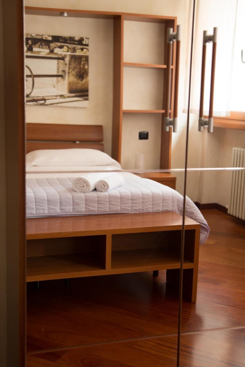 Gatto Romeo Apartments Verona Exterior foto